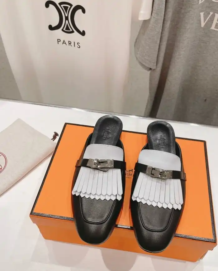 hype LV Slippers