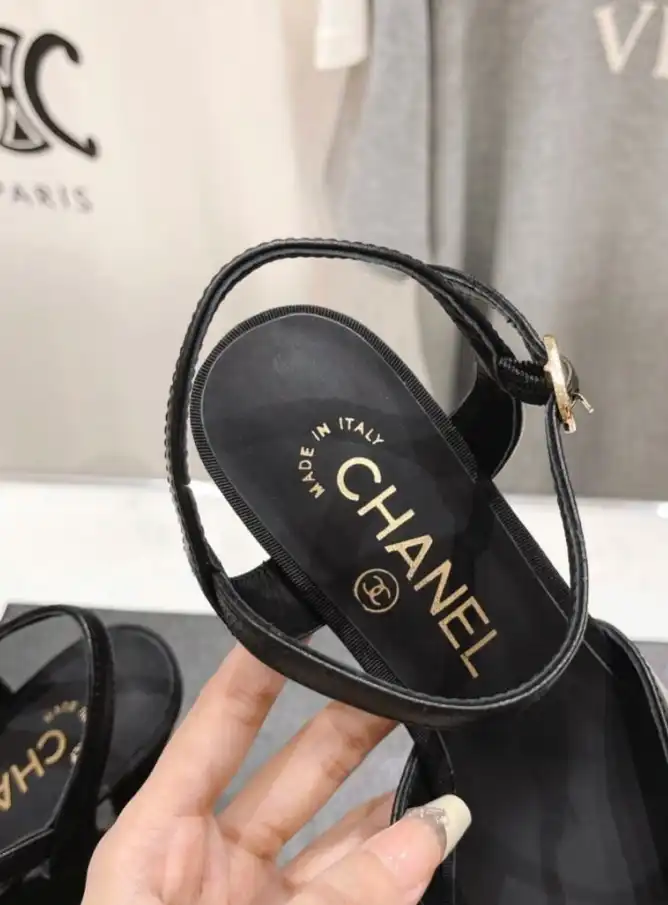 hype Chanel High Heels