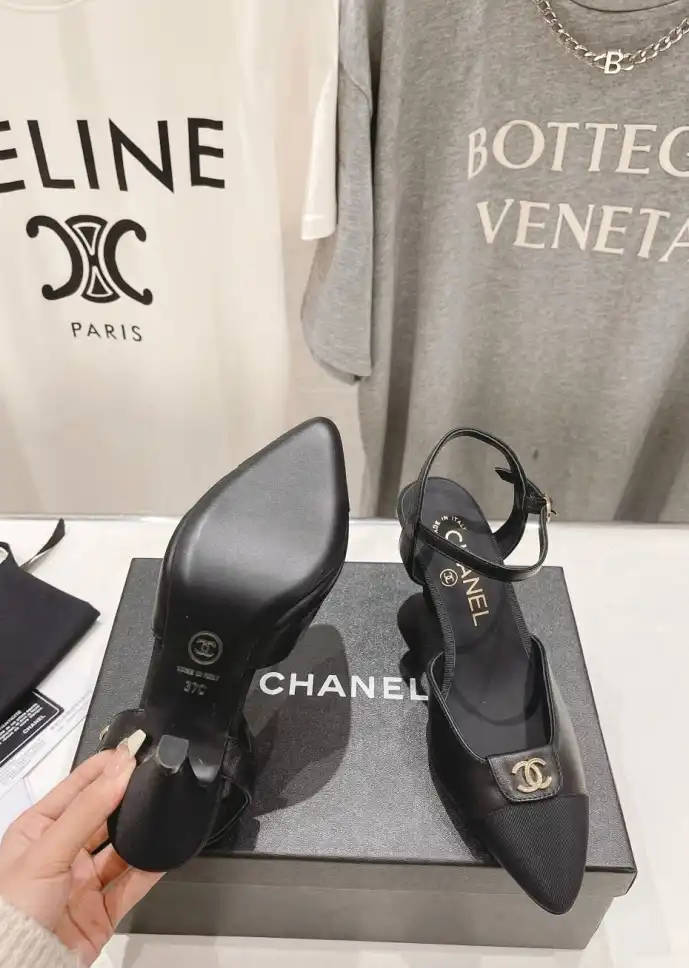 hype Chanel High Heels