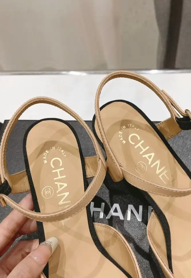 hype Chanel High Heels