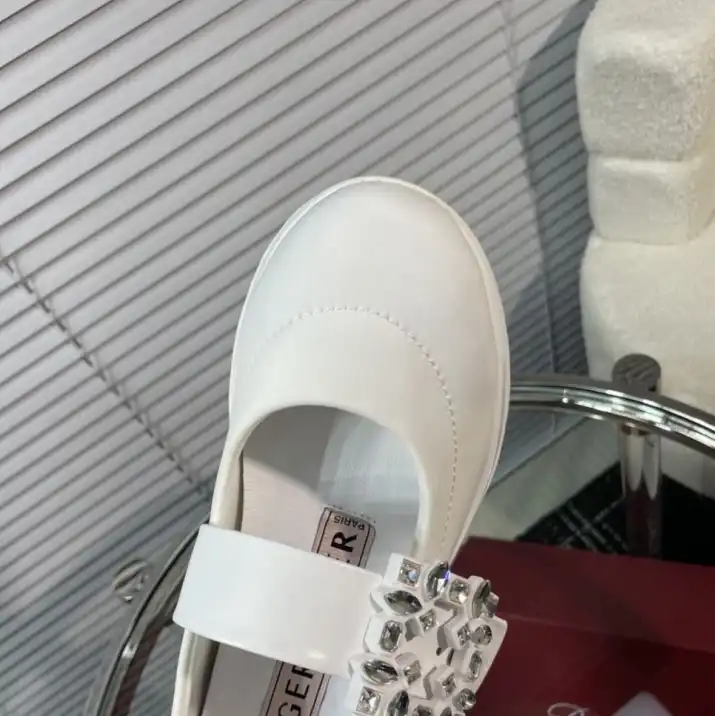 hype Roger Vivier Casual Shoes