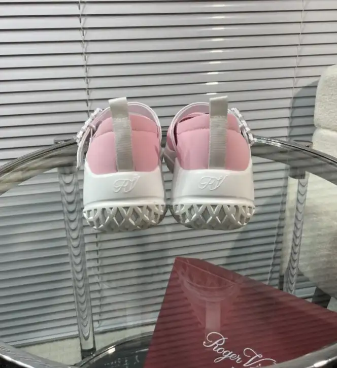 hype Roger Vivier Casual Shoes