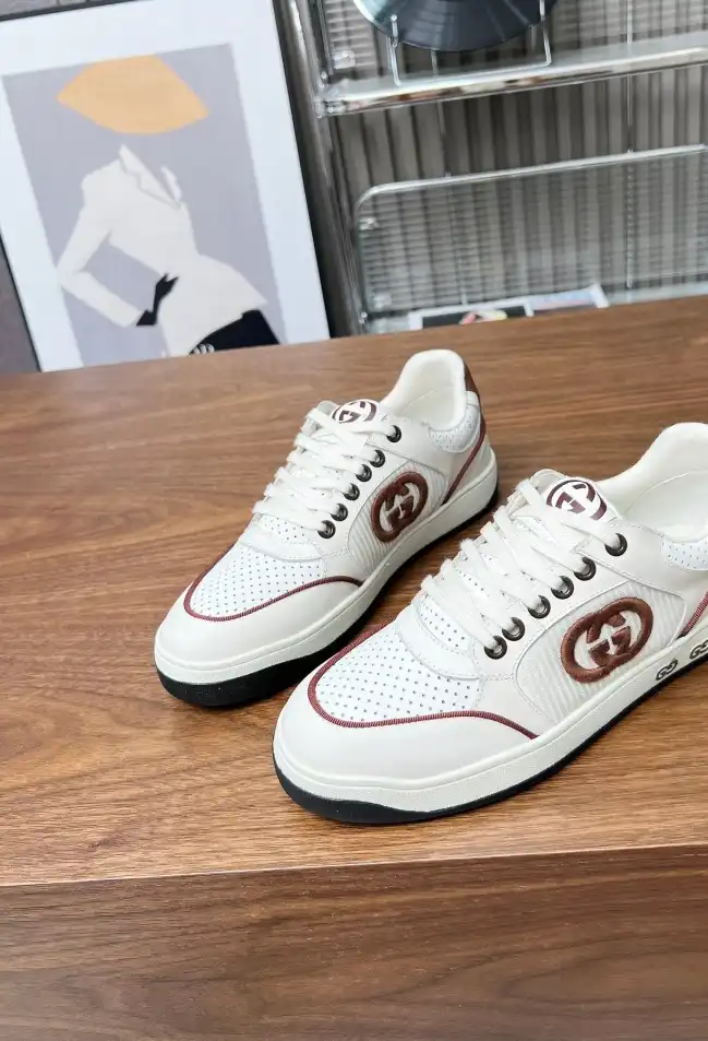 hype Gucci Sneakers