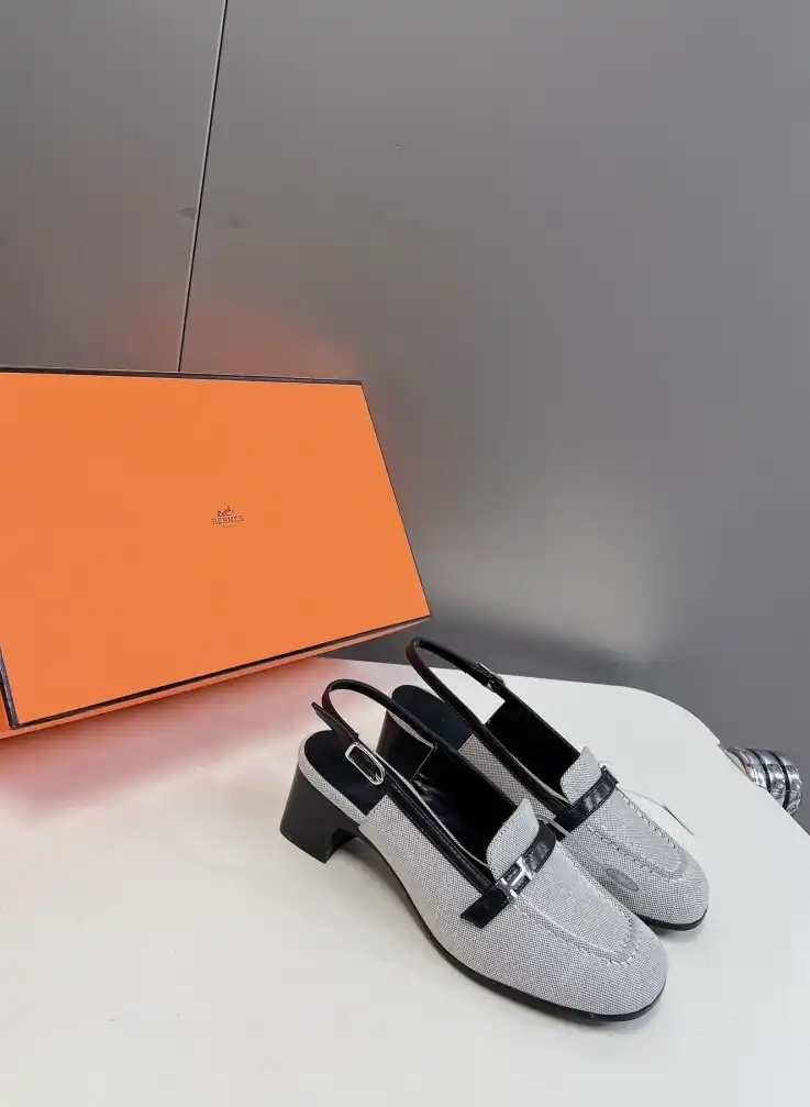 hype Hermes Sandals