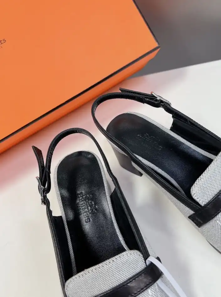 hype Hermes Sandals