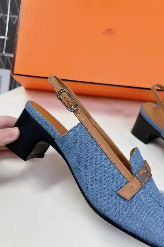 hype Hermes Sandals