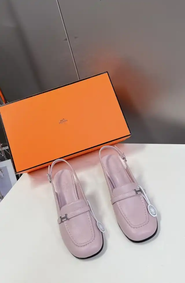 hype Hermes Sandals