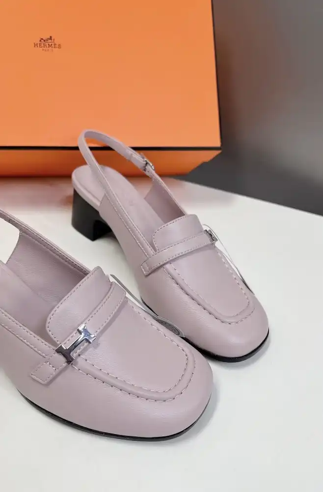 hype Hermes Sandals