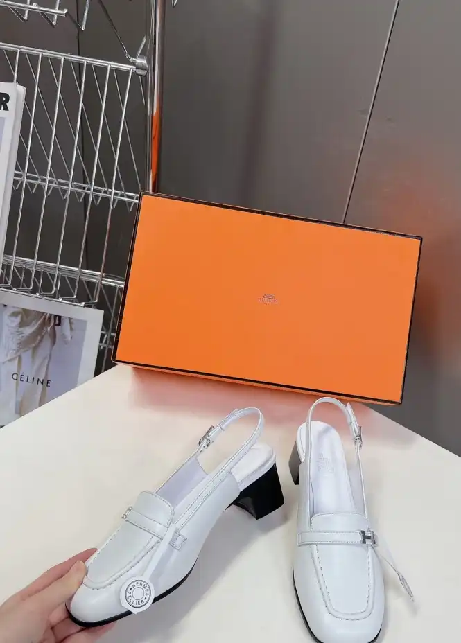 hype Hermes Sandals