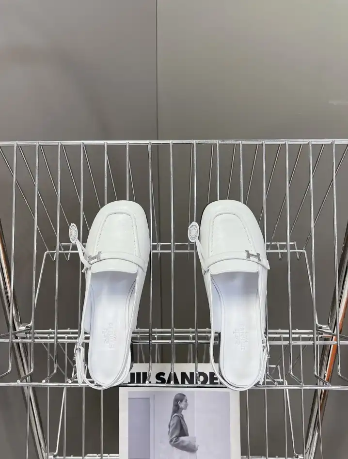 hype Hermes Sandals