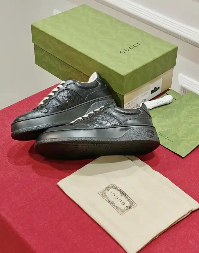 hype Gucci Sneakers