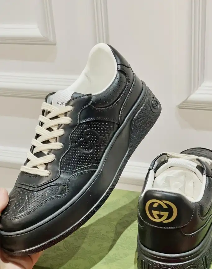 hype Gucci Sneakers