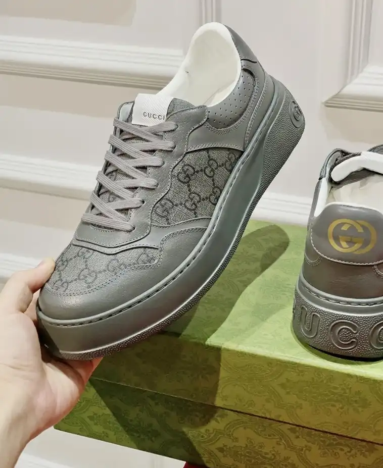 hype Gucci Sneakers