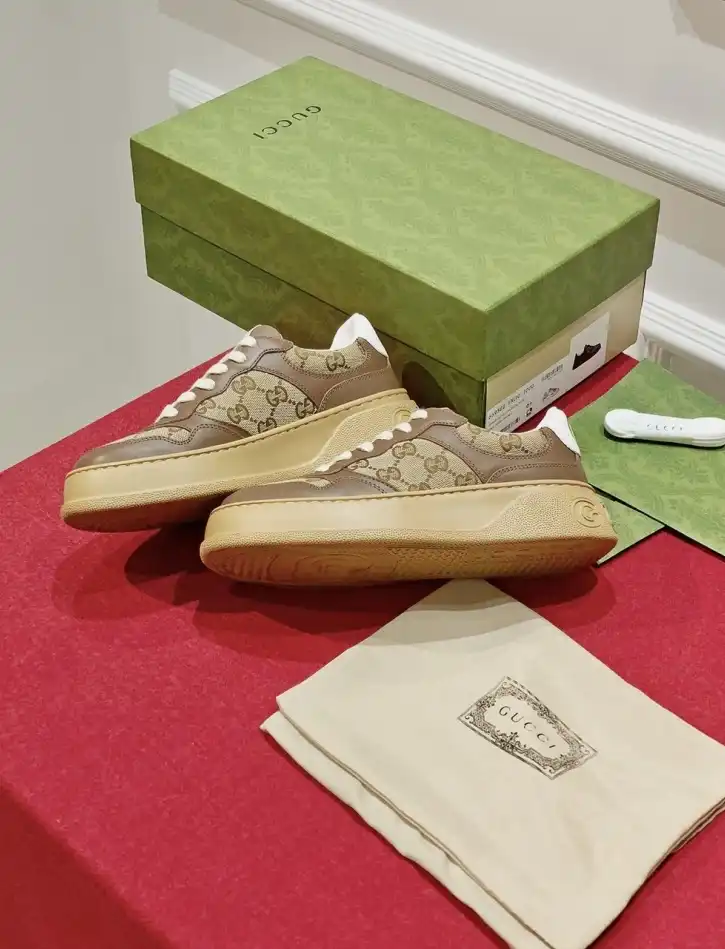 hype Gucci Sneakers