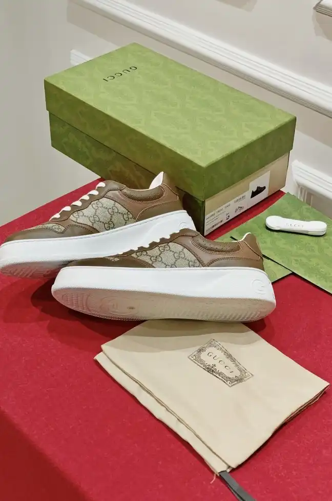 hype Gucci Sneakers