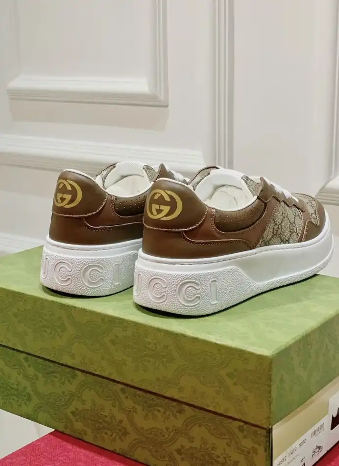 hype Gucci Sneakers