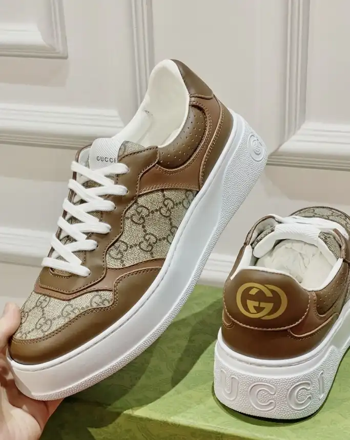 hype Gucci Sneakers