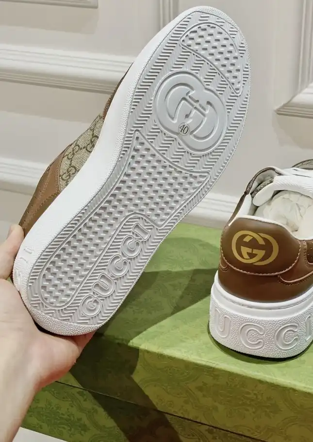 hype Gucci Sneakers