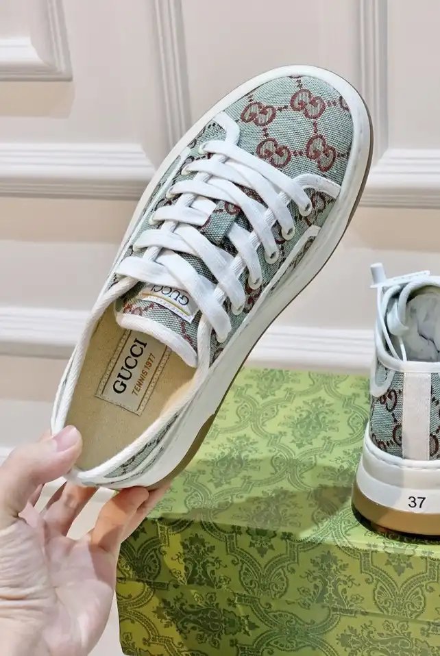 hype Gucci Sneakers