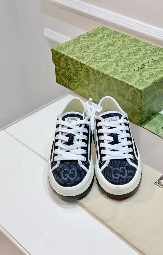 hype Gucci Sneakers