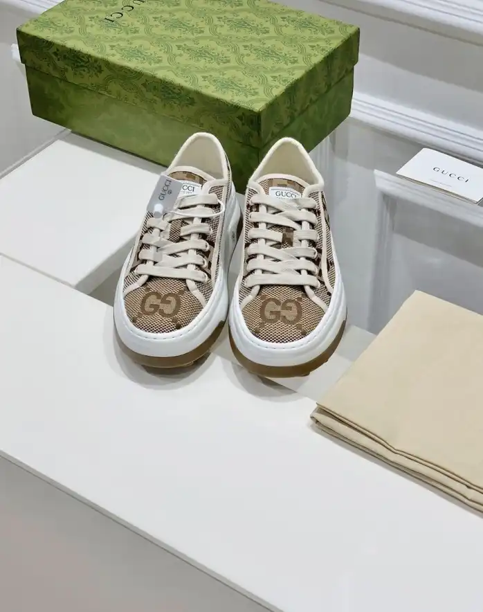 hype Gucci Sneakers