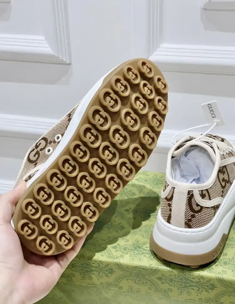 hype Gucci Sneakers