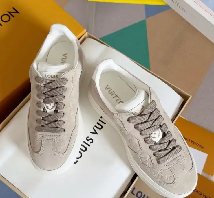 hype Louis Vuitton Sneakers