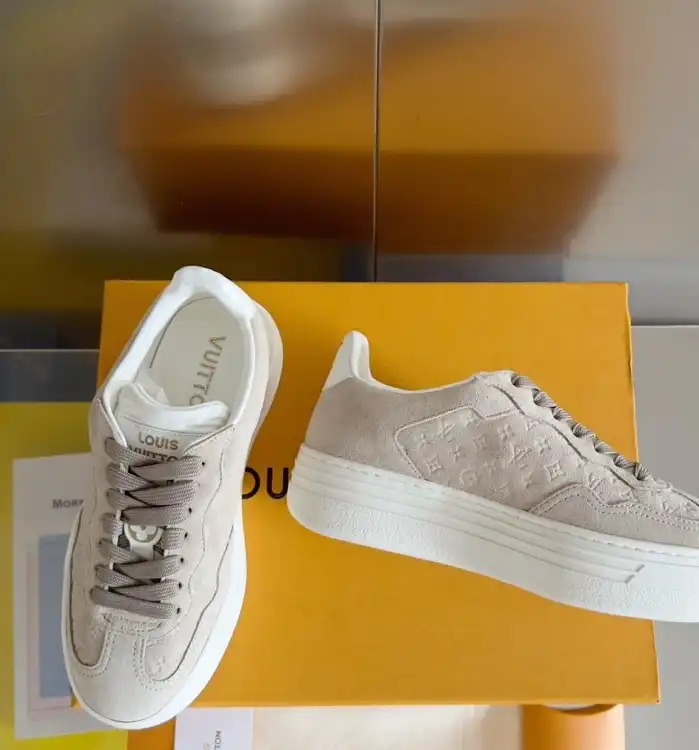 hype Louis Vuitton Sneakers