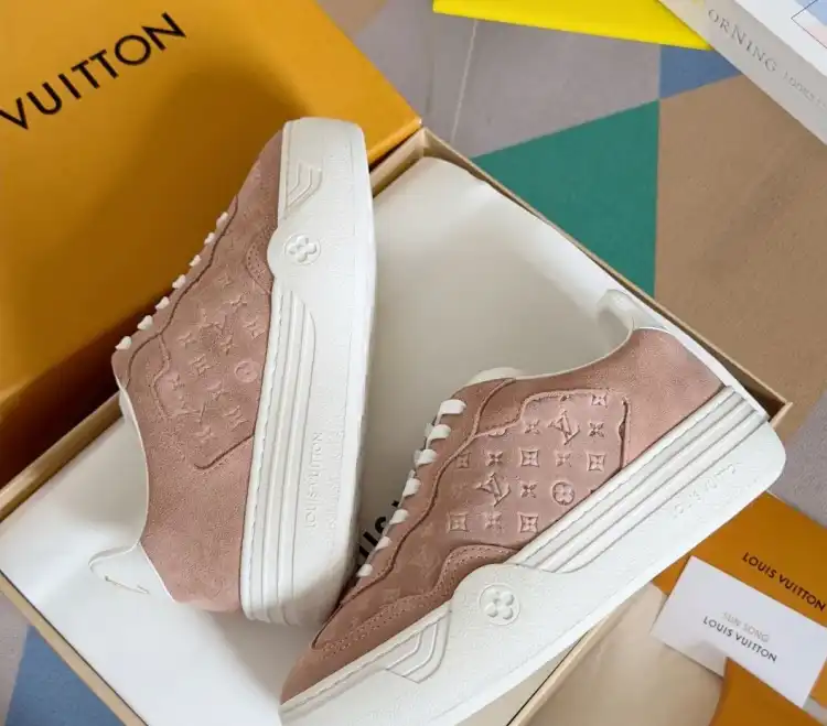 hype Louis Vuitton Sneakers