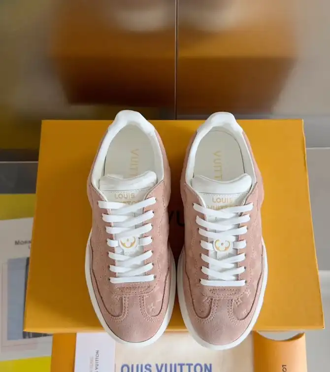 hype Louis Vuitton Sneakers