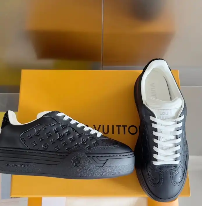 hype Louis Vuitton Sneakers