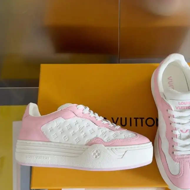 hype Louis Vuitton Sneakers