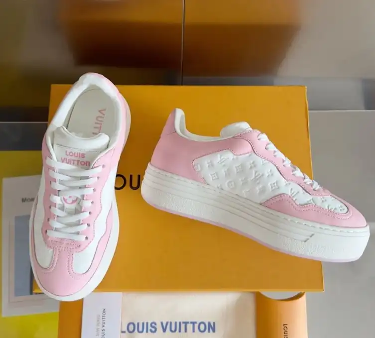 hype Louis Vuitton Sneakers