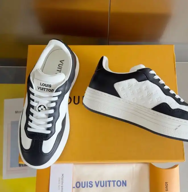 hype Louis Vuitton Sneakers