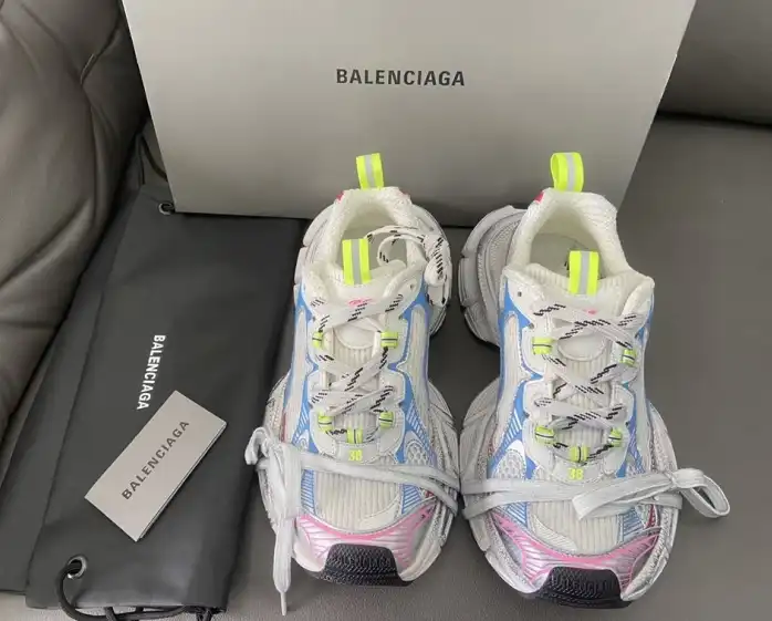 hype Balenciaga Sneakers