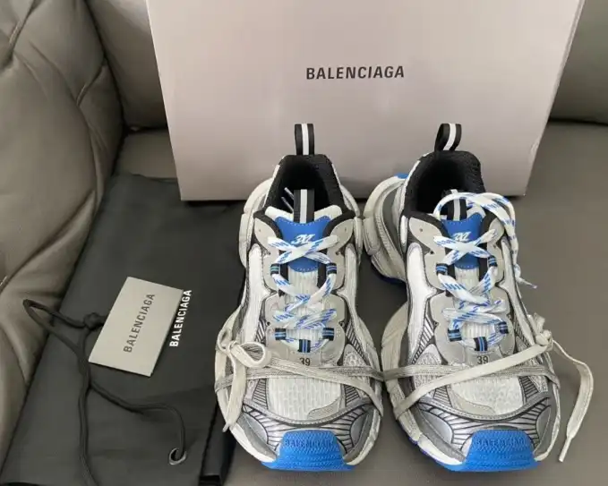 hype Balenciaga Sneakers