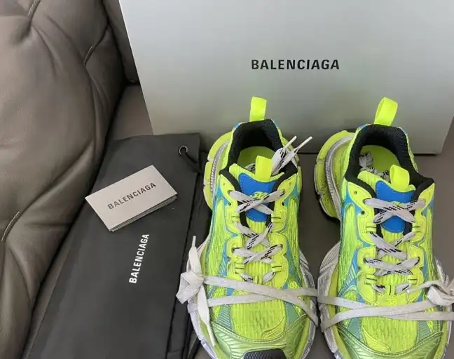 hype Balenciaga Sneakers