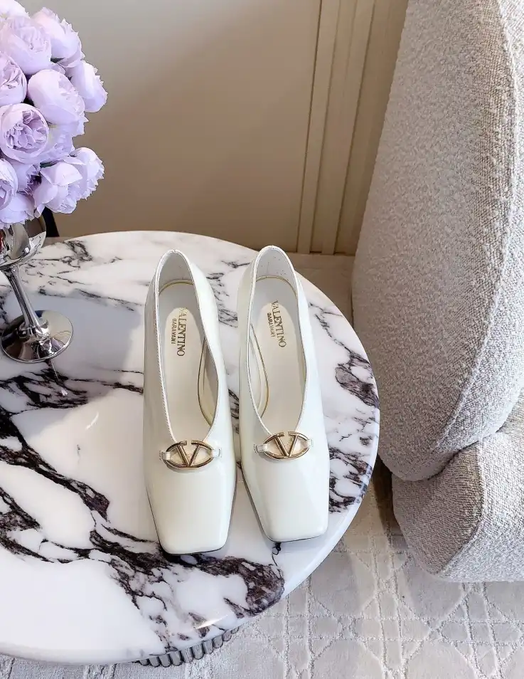 hype Valentino High Heels