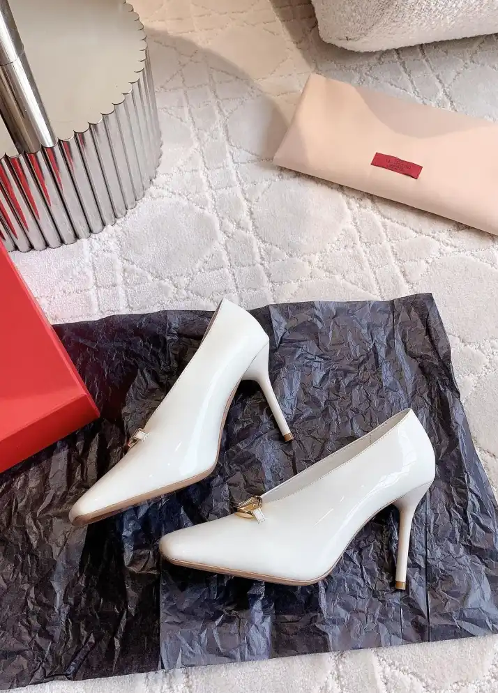 hype Valentino High Heels