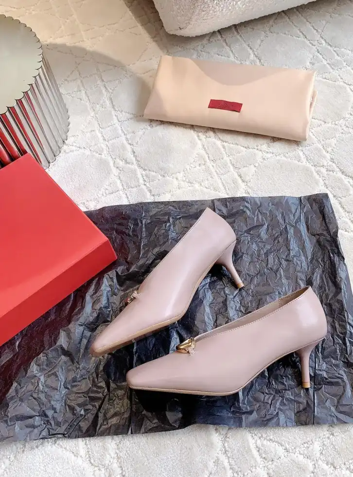 hype Valentino High Heels