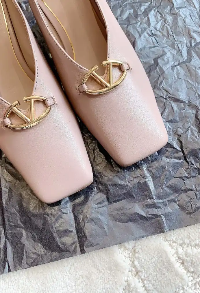 hype Valentino High Heels