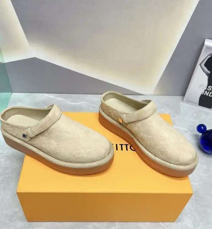 hype LV Slippers