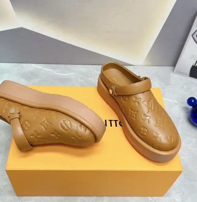 hype LV Slippers