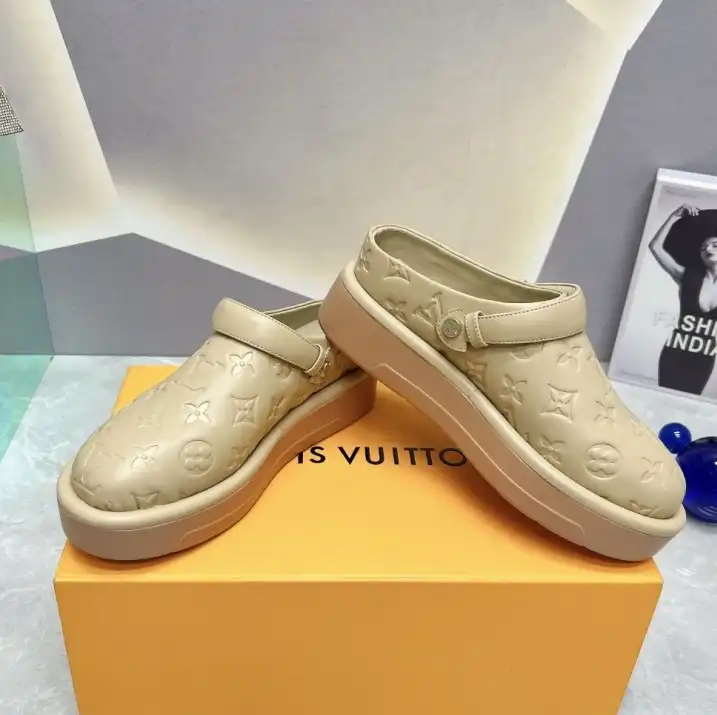 hype LV Slippers