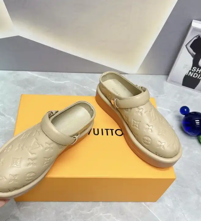 hype LV Slippers