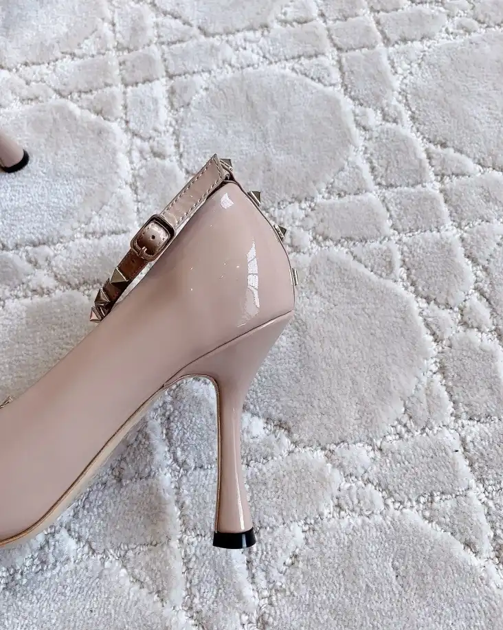 hype Valentino High Heels