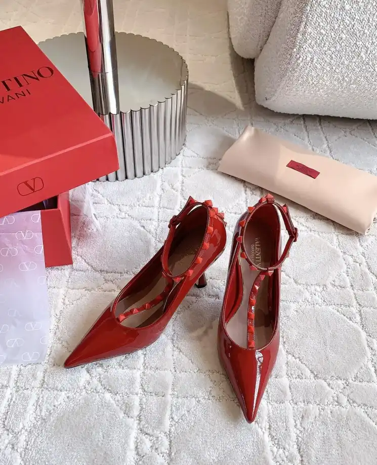 hype Valentino High Heels