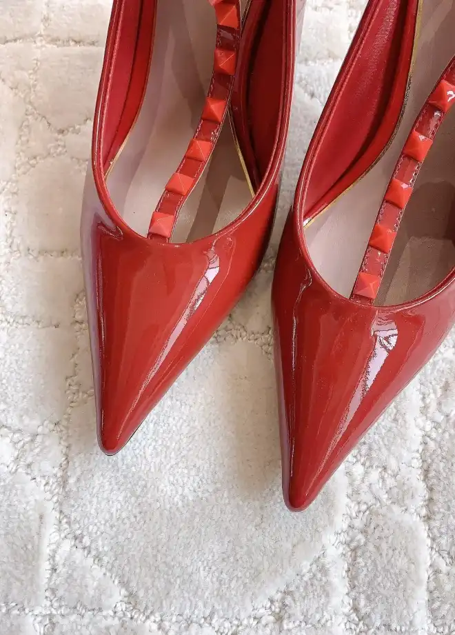 hype Valentino High Heels