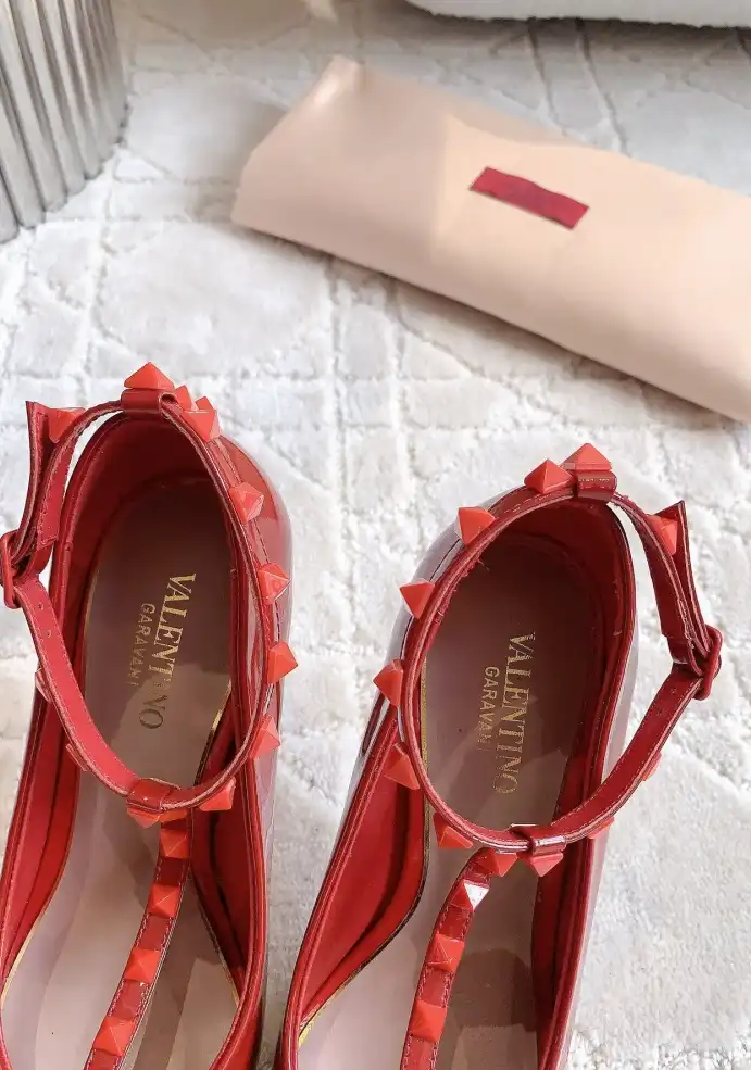 hype Valentino High Heels