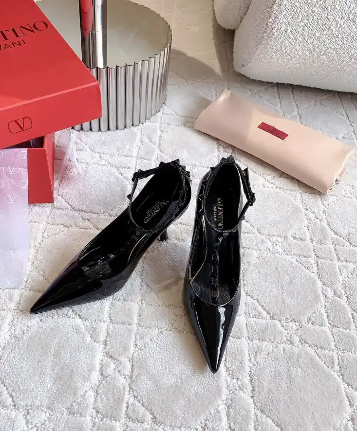 hype Valentino High Heels